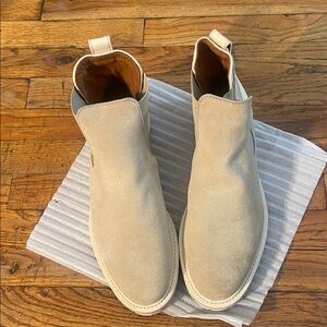 Allen Edmond’s Beige Suede Chelsea Boot